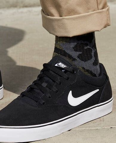 8 Nike Shoes That Look Like Vans (Better Options).